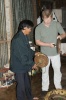 Stick-Controll: traditionelles Gongspielen mit zwei chiêngs, Vietnam